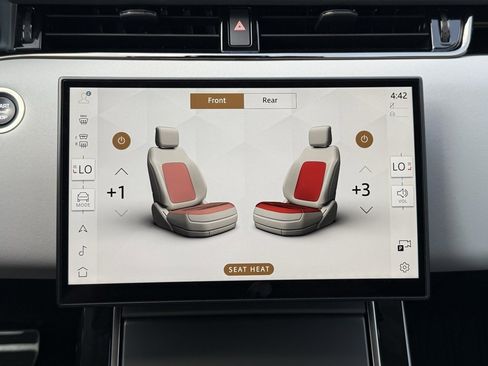 Certified 2025 Land Rover Range Rover Evoque Dynamic SE image 23