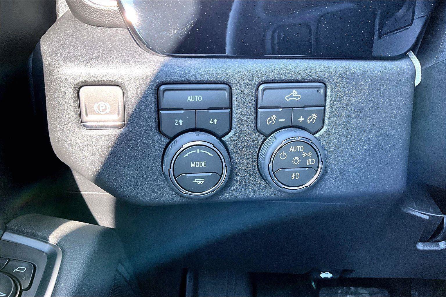 New 2026 Chevrolet Silverado 1500 RST AWD/4WD image 18