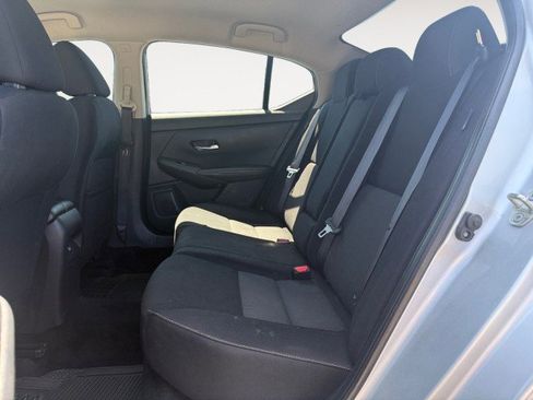 Used 2021 Nissan Sentra SV w/ Trunk Package FWD image 12