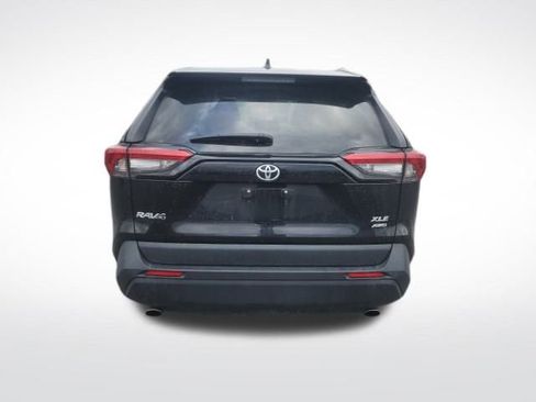Used 2024 Toyota RAV4 XLE image 11