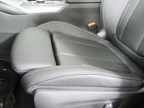 New 2026 BMW 330i Sedan w/ Premium Package image 10