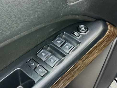 Used 2018 GMC Canyon Denali image 22