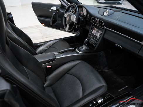 Used 2010 Porsche 911 Turbo image 9