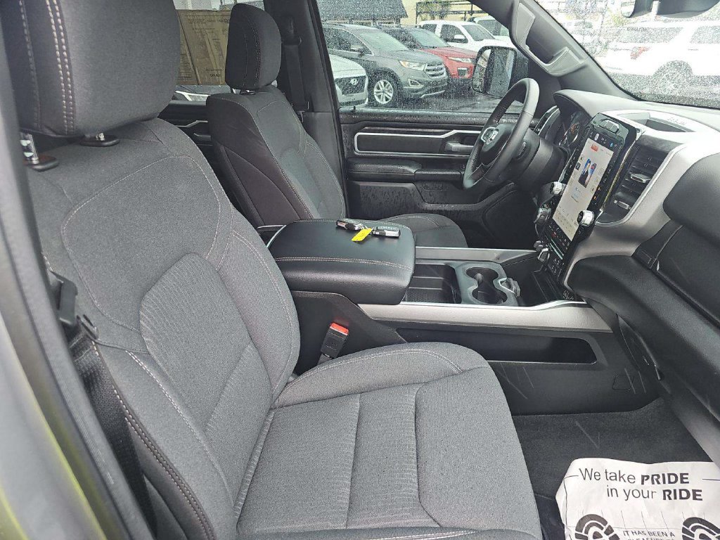 Used 2023 RAM 1500 Big Horn AWD/4WD image 16