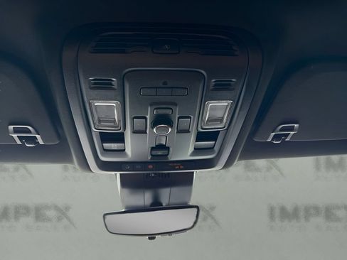 Used 2023 GMC Yukon XL Denali Ultimate AWD/4WD image 30