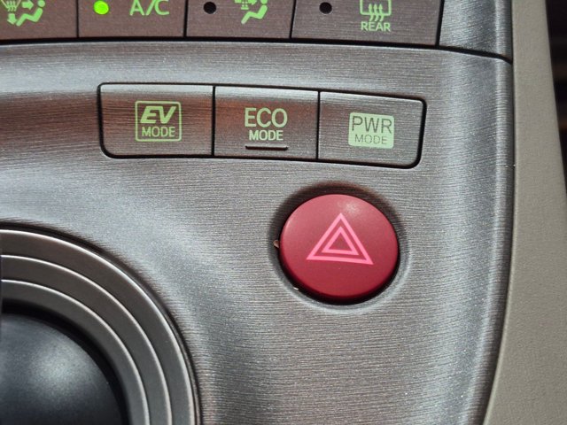Used 2014 Toyota Prius Two FWD image 22