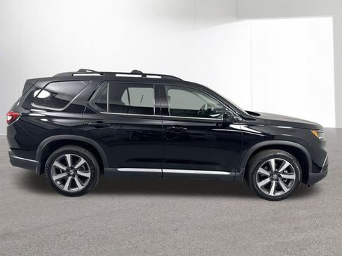 Used 2025 Honda Pilot Touring image 39