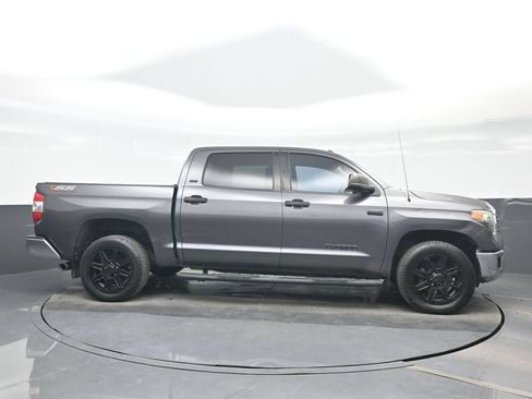 Used 2019 Toyota Tundra SR5 w/ SR5 Upgrade Package RWD image 7