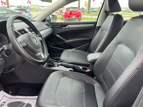 Used 2015 Volkswagen Passat 1.8T Limited Edition FWD image 17