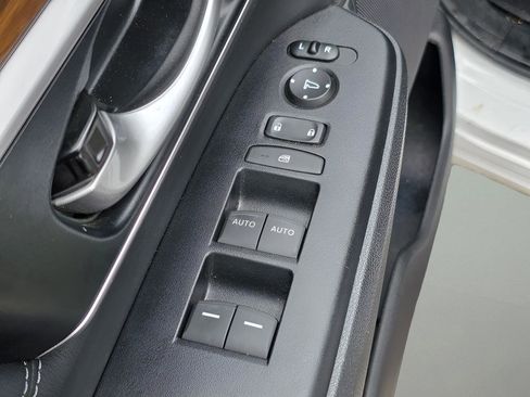 Used 2021 Honda CR-V EX-L image 18