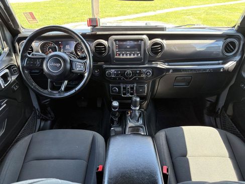 Used 2022 Jeep Wrangler Unlimited Sport AWD/4WD image 26