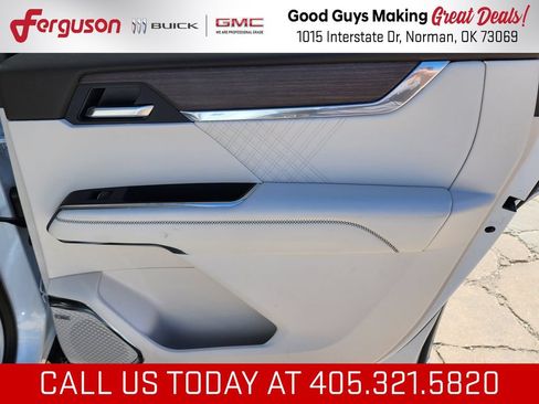 New 2026 GMC Acadia Denali w/ Super Cruise Package FWD image 46