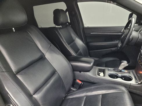 Used 2018 Jeep Grand Cherokee Limited image 21