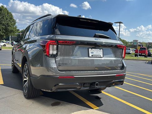 Used 2026 Ford Explorer ST-Line AWD/4WD image 31