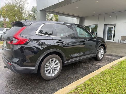 Used 2024 Honda CR-V EX-L image 3