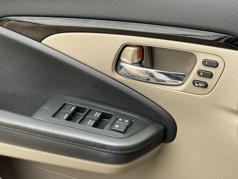 Used 2022 Honda Pilot Touring image 24