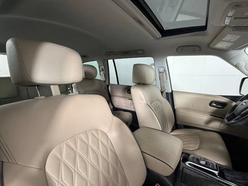 Used 2022 Nissan Armada Platinum w/ Captain's Chairs Package RWD image 33