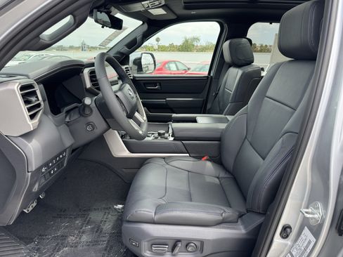 New 2026 Toyota Tundra Platinum AWD/4WD image 2