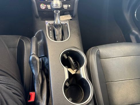 Used 2019 Ford Mustang Premium RWD image 21