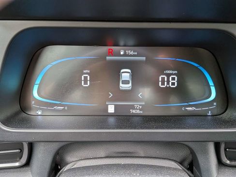 Used 2025 Hyundai Elantra Sport FWD image 25