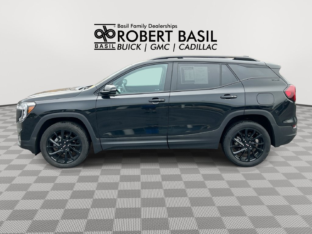 Used 2024 GMC Terrain SLE w/ Driver Convenience Package AWD/4WD image 5