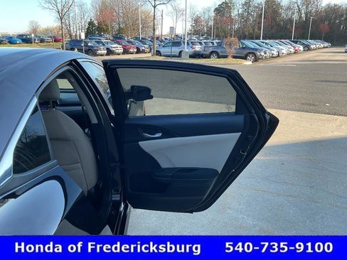 Certified 2017 Honda Civic EX image 19