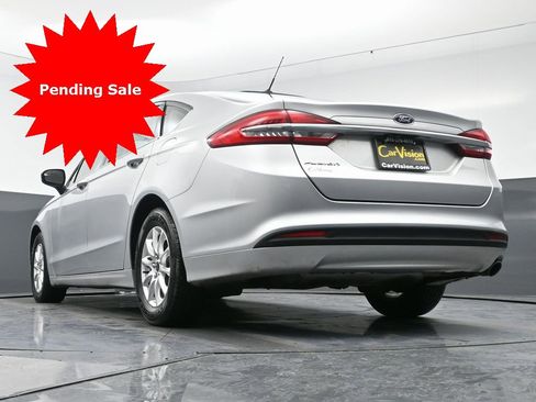 Used 2018 Ford Fusion S image 49