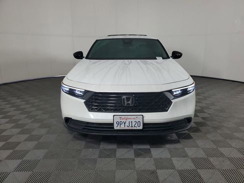 Used 2025 Honda Accord SE image 9