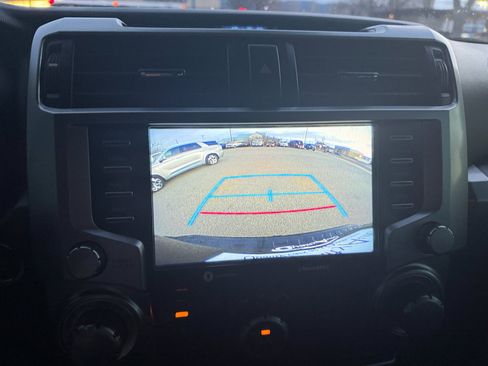 Used 2022 Toyota 4Runner SR5 image 14