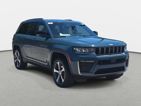 New 2026 Jeep Grand Cherokee Limited AWD/4WD image 3