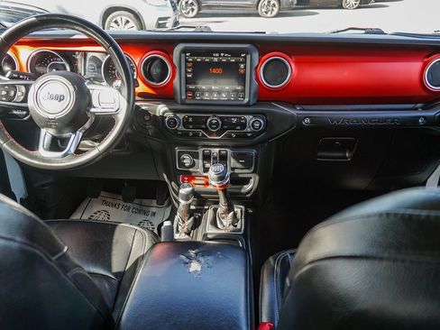 Used 2018 Jeep Wrangler Unlimited Rubicon image 14