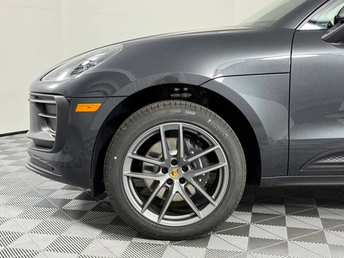 Certified 2026 Porsche Macan AWD/4WD image 13