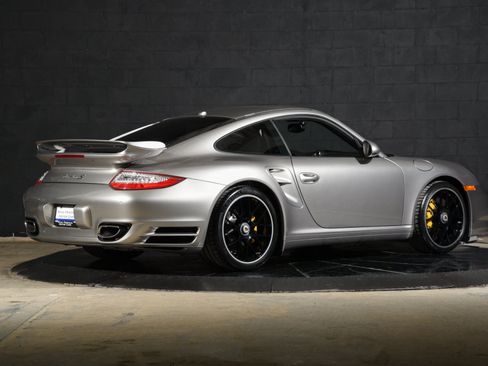 Used 2013 Porsche 911 Turbo S AWD/4WD image 3