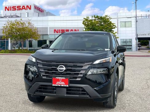 New 2026 Nissan Rogue SV w/ Cold Weather Package image 6
