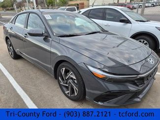 Used 2025 Hyundai Elantra SEL video 1
