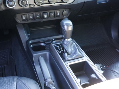 Used 2020 Toyota Tacoma TRD Sport w/ TRD Premium Sport Package image 25