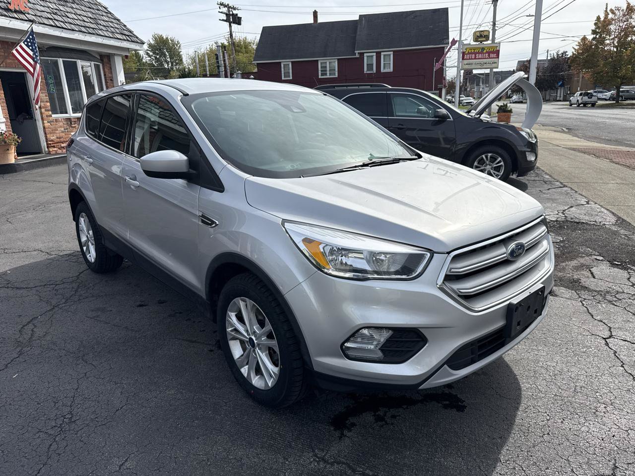 Used 2019 Ford Escape SE AWD/4WD image 3
