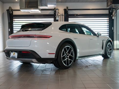 New 2025 Porsche Taycan 4S image 9