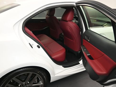 Certified 2019 Lexus IS 350 image 10