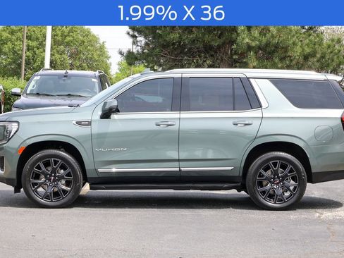 Used 2024 GMC Yukon SLT w/ SLT Luxury Package AWD/4WD image 27