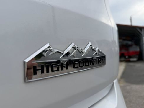 Used 2020 Chevrolet Traverse High Country AWD/4WD image 31