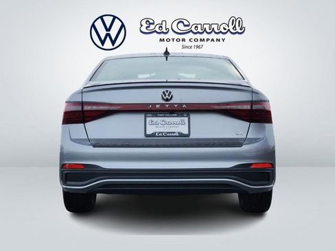 New 2026 Volkswagen Jetta SE image 6