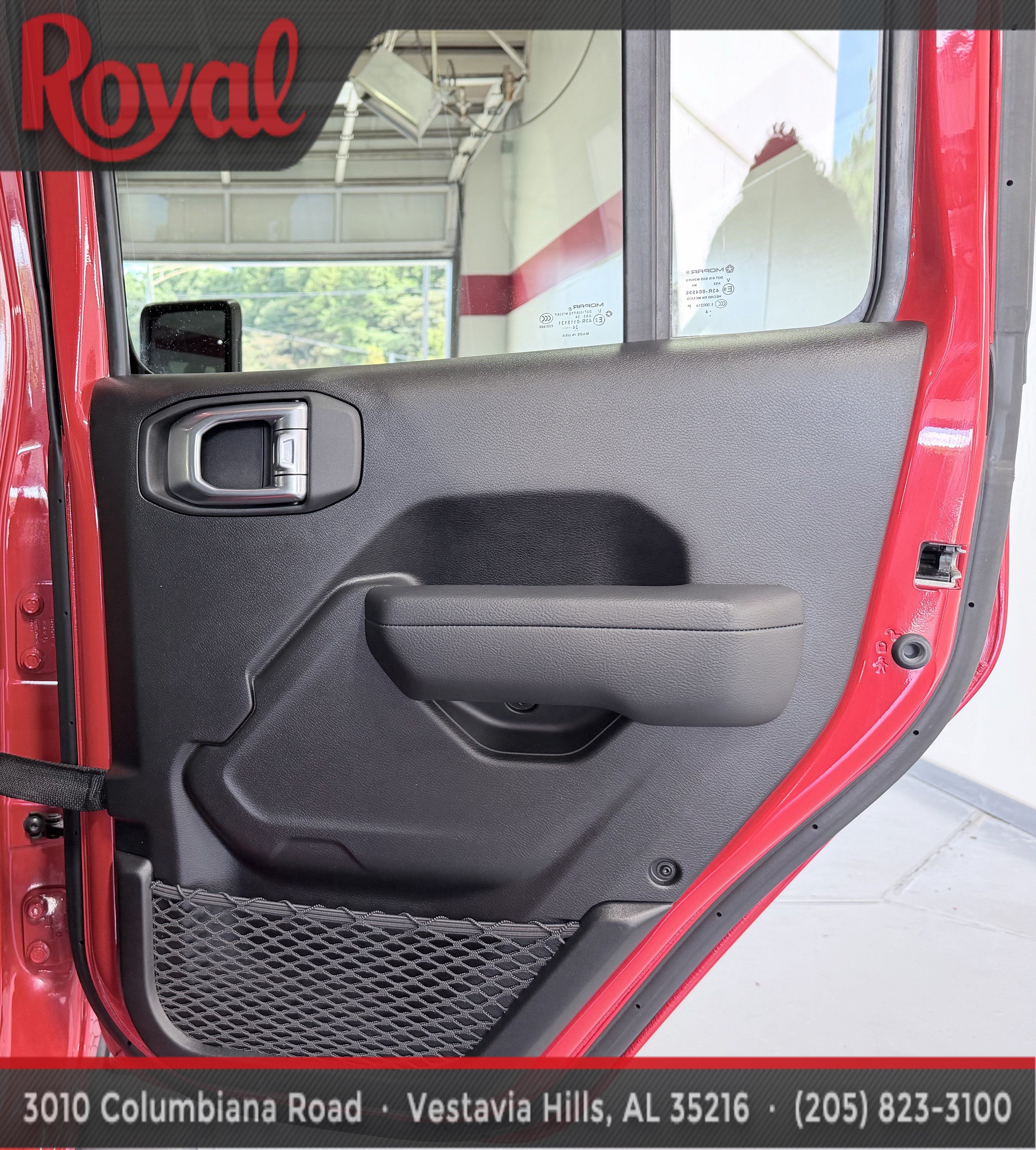 Used 2024 Jeep Wrangler Unlimited Sport AWD/4WD image 17