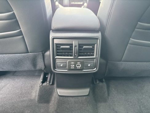 New 2026 Subaru Forester Touring AWD/4WD image 17