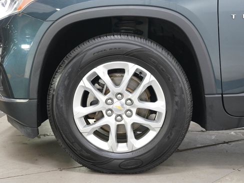 Used 2019 Chevrolet Traverse LT AWD/4WD image 28