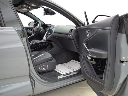 Used 2023 Aston Martin DBX 707 AWD/4WD image 40