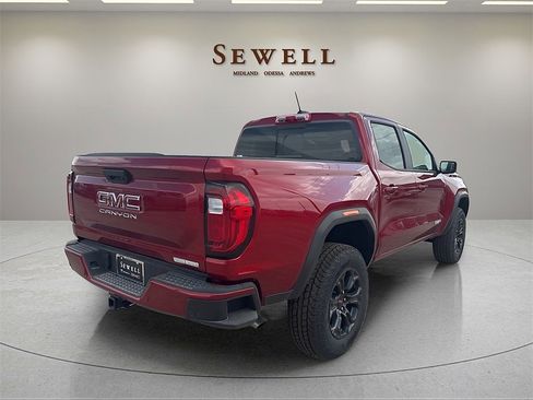 New 2025 GMC Canyon Elevation w/ Convenience Package image 5