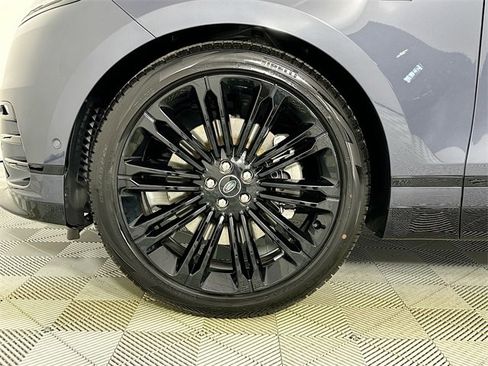 Used 2026 Land Rover Range Rover Velar Dynamic SE image 9