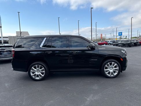 Used 2023 Chevrolet Tahoe High Country image 2