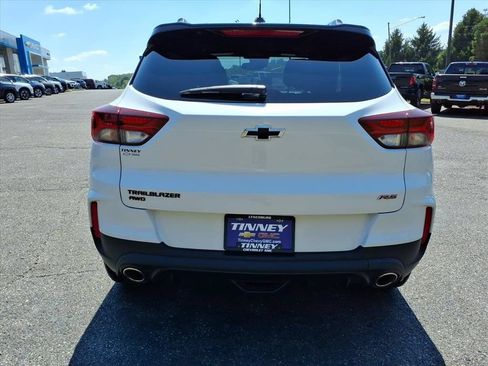 Used 2023 Chevrolet TrailBlazer RS w/ Sun and Liftgate Package AWD/4WD image 4